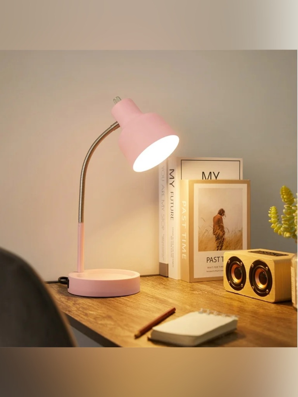 LIGHT PINK DESK LAMP